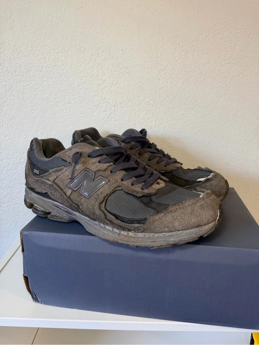 New Balance 2002R Protection Pack Phantom M2002RDB Men’s Size 10 with Box